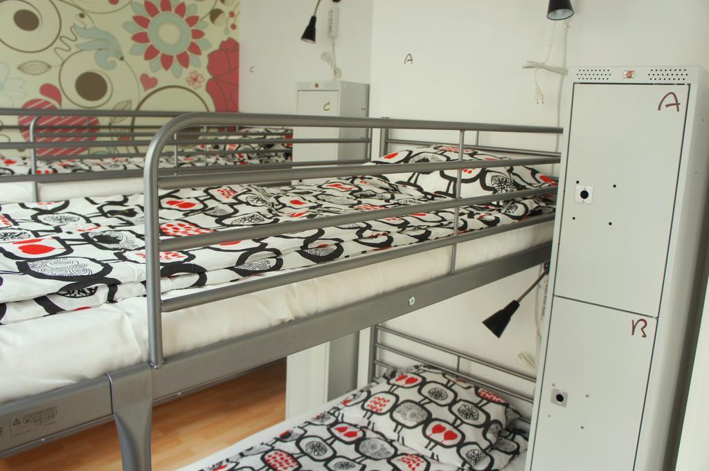 Bed 4-Bed Mixed Dormitory Room